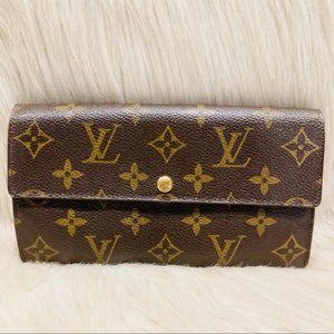 Authentic Louis Vuitton International Wallet